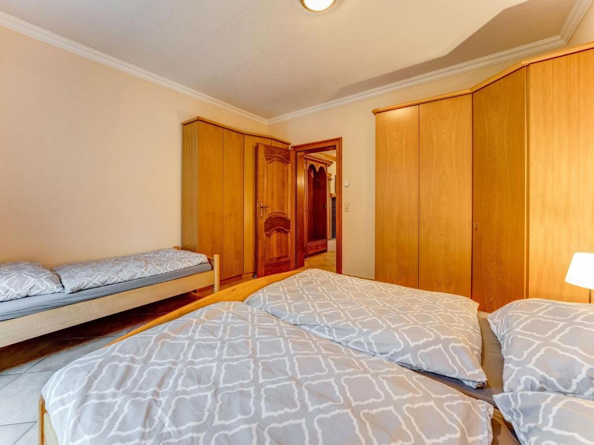 Spacious Flat In Adenau Near The N Rburgring Bagian luar foto